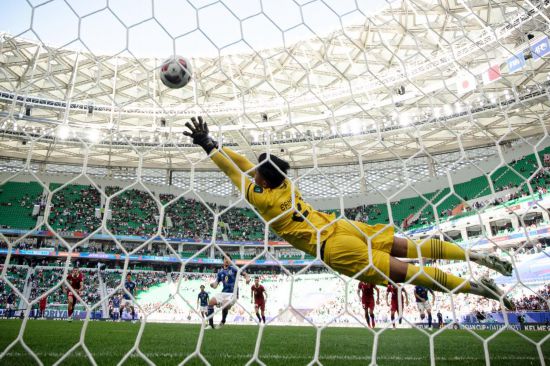 扇通向积极 扇通向积极